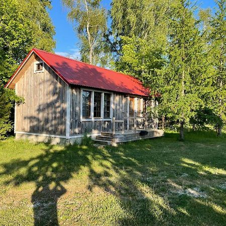Just Lodges Orissaare Екстериор снимка